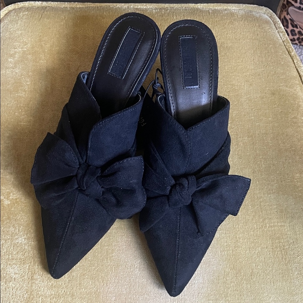 Forever 21 Black Bow Heels